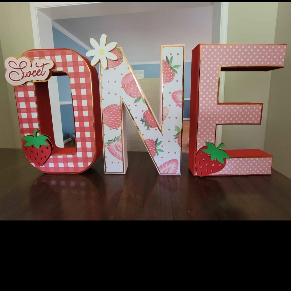 8 piece set 1st birthday party. My berry first birthday theme. Strawberry 1st bi